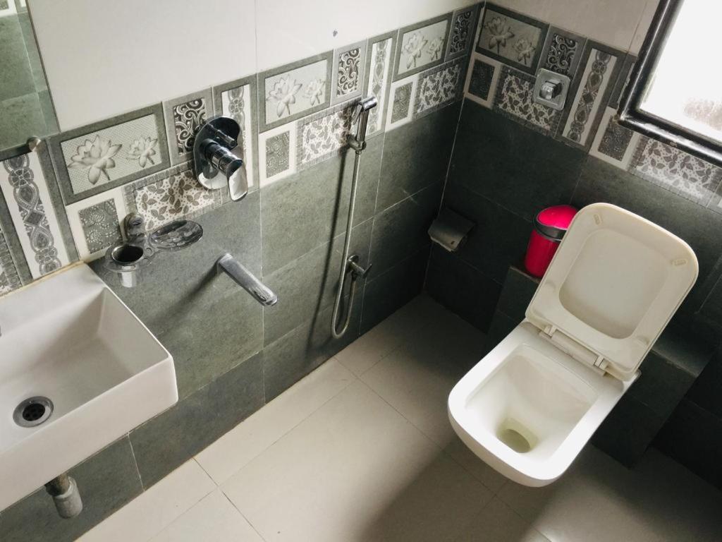 Hotel Kf Residency Bombay Extérieur photo