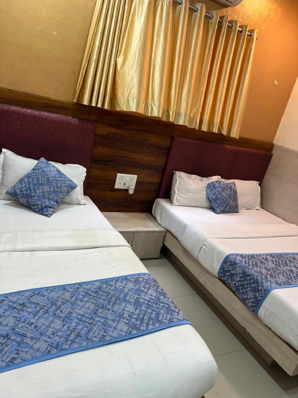Hotel Kf Residency Bombay Extérieur photo
